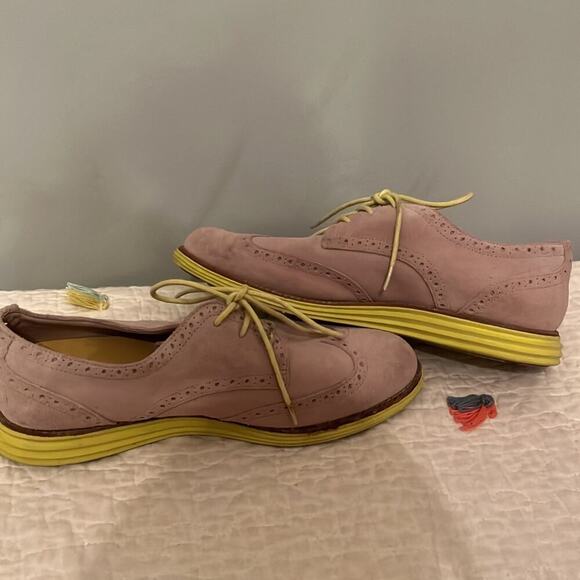 Cole Haan Oxford shoes, Suede Beige Yellow Lace Up, size 8.5 - Picture 2 of 9
